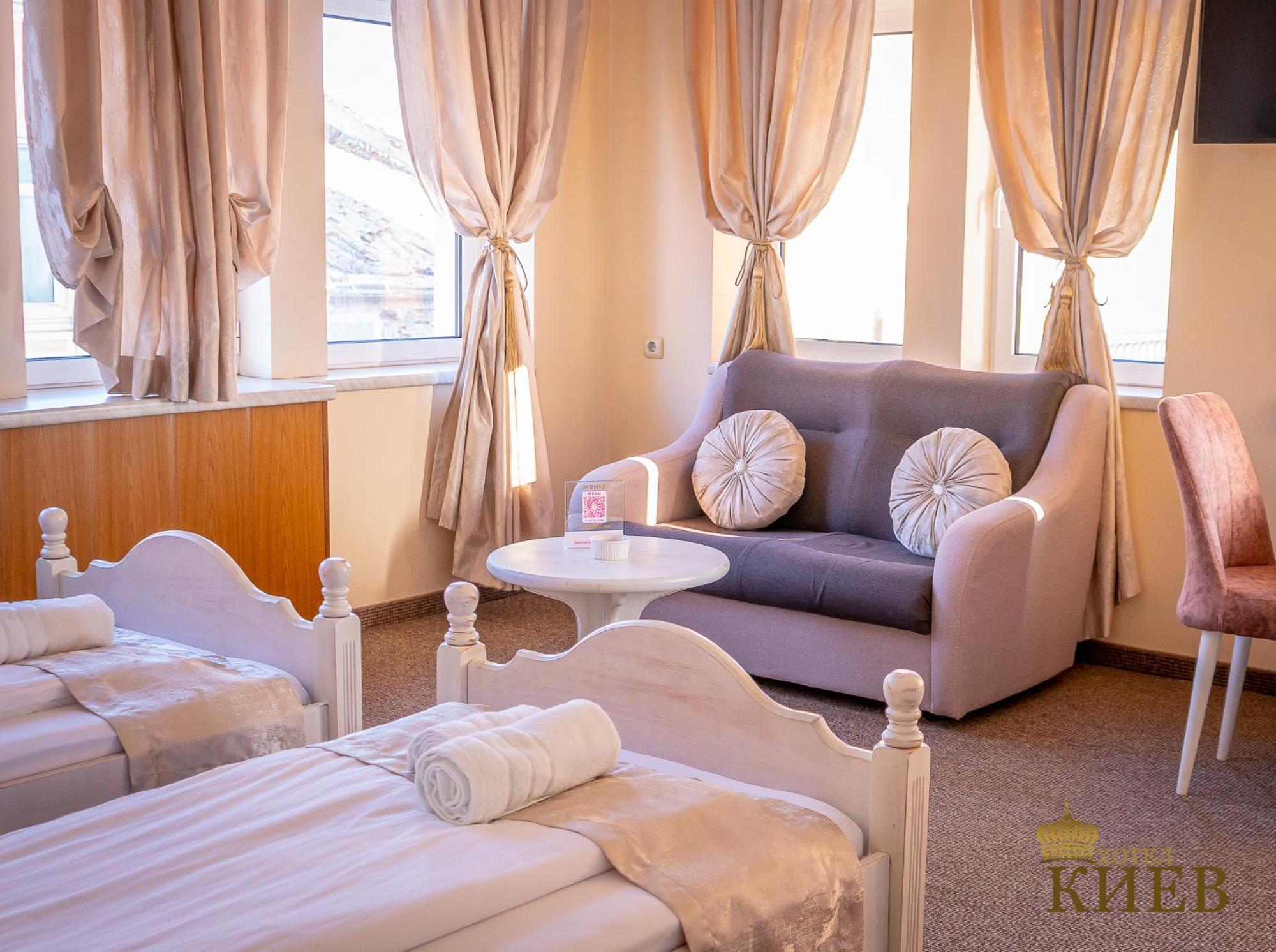 Hotel Kiev Veliko Tarnovo Exterior photo